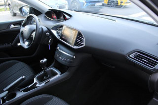 PEUGEOT 308 1.2 PURETECH 