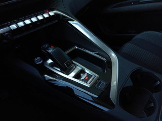Peugeot 3008 1.6 HDI Business AUT