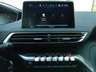 Peugeot 3008 1.5 Bussines AUT