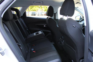 Peugeot 3008 1.5 HDI AUT 