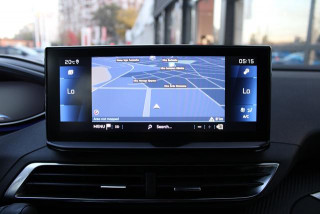 PEUGEOT 3008 1.5 HDI AUT 