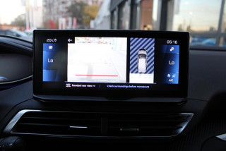 PEUGEOT 3008 1.5 HDI AUT 