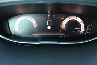 Peugeot 3008 1.5HDI GTLine AUT 