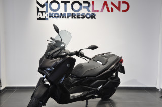 Yamaha X MAX 