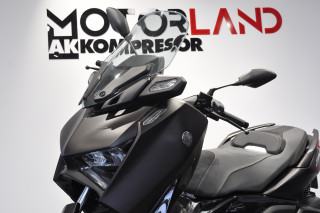 Yamaha X MAX 