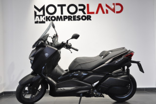 Yamaha X MAX 