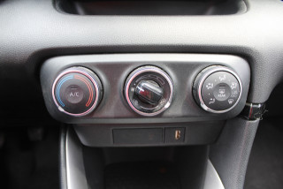 Toyota Yaris 1.5 Luna 