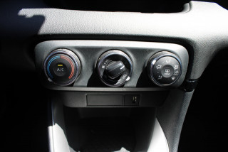 Toyota Yaris 1.5 Luna 