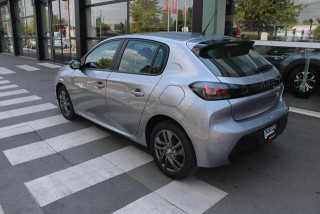 Peugeot 208 1.2 puretech 