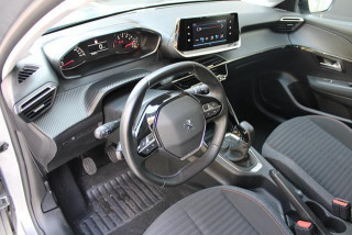 Peugeot 208 1.2 puretech 