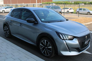 Peugeot 208 1.2 GT LINE AUT 