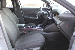 Peugeot 208 1.2 GT LINE AUT 