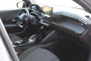 Peugeot 208 1.2 GT LINE AUT 