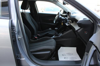 Peugeot 2008 1.2 Business 