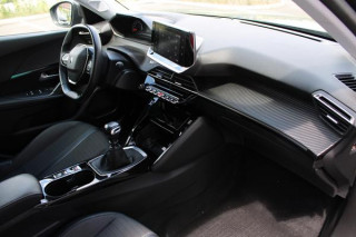 Peugeot 2008 1.2 Allure 
