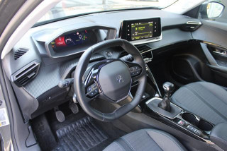 Peugeot 2008 1.2 PURETECH ACTIVE 