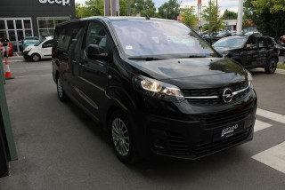 Opel Vivaro 2.0 L 180 A 8 