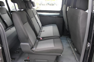 Opel Vivaro 2.0 L 180 A 8 