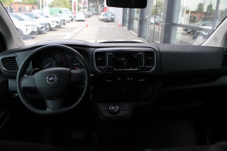 Opel Vivaro 2.0 L 180 A 8 