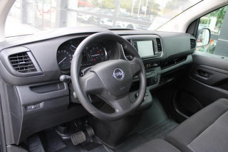 Opel Vivaro 2.0 L 180 A 8 