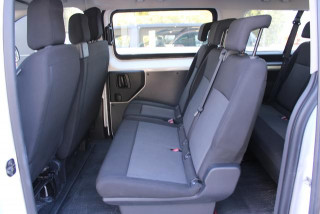 Opel Vivaro 2.0 L 180 A 8 