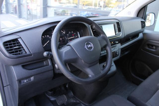 Opel Vivaro 2.0 L 180 A 8 