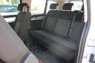 Opel Vivaro 2.0 L 180 A 8 