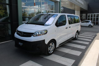 Opel Vivaro 2.0 L 180 A 8 