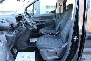 Opel Combo 1.5 HDI AUT 