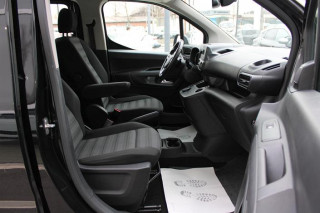 Opel Combo 1.5 HDI AUT 