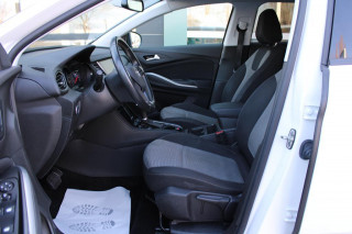 Opel Grandland X 1.5 HDI Business AUT 