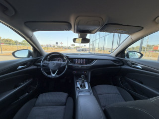 Opel Insignia BUSINESS 2.0 A8 
