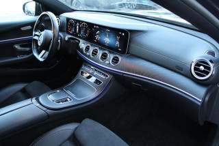 Mercedes Benz E 220 Hybrid 4 MATIC 