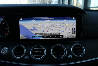 Mercedes Benz E 220 Hybrid 4 MATIC 