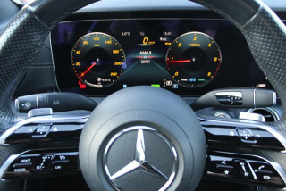 Mercedes Benz E 220 Hybrid 4 MATIC 
