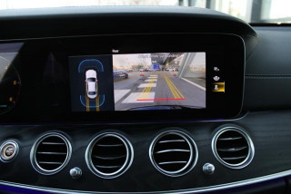 Mercedes Benz E 220 2.0 D HYB. 4MATIC 