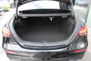 Mercedes Benz E 220 Hybrid 4 MATIC 