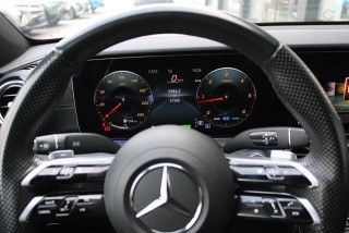 Mercedes Benz E 220 Hybrid 4 MATIC 