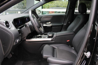 Mercedes Benz GLA 200 1.3 AUT 