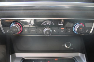 Audi Q3 2.0 TDI S TRONIC 