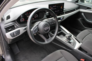 Audi A4 35 TFSI Hybrid 