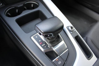 Audi A4 2.0 TFSI Hybrid 