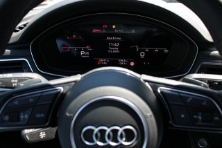 Audi A4 2.0 TFSI Hybrid 