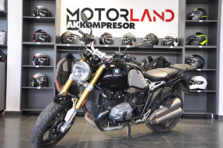 BMW R NINE T 