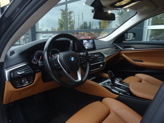 BMW 520 XDrive Luxury 