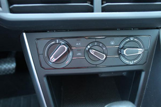 Volkswagen Polo 1.0 TSI DSG 