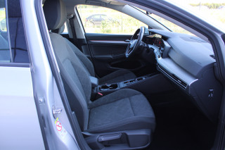 Volkswagen Golf 8 2.0 TDI DSG Life 