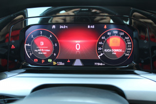 Volkswagen Golf 8 2.0 TDI DSG Life 