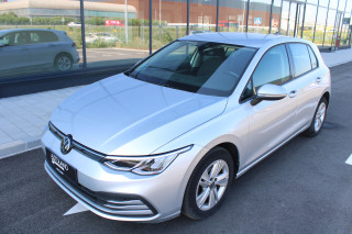 Volkswagen Golf 8 2.0 TDI DSG Life 