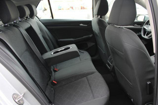 Volkswagen Golf 8 2.0 TDI Life 